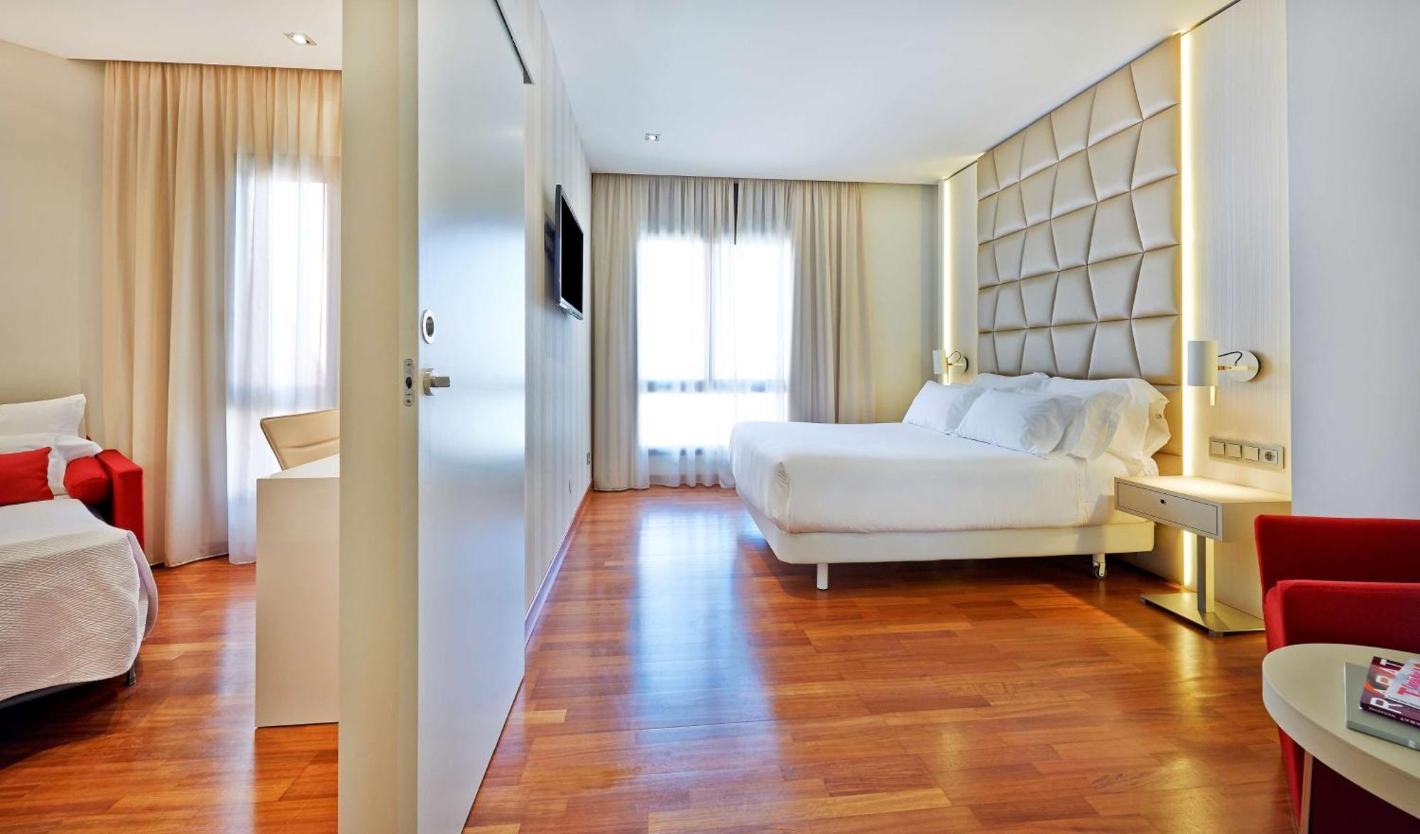 Hotel Nh Collection Podium 4*